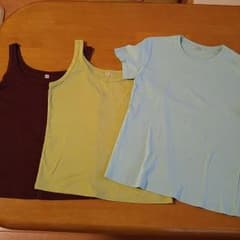 ユニクロ☆タンクトップ&Tシャツセットのサムネイル