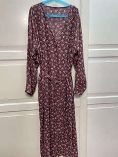 LOWRYSFAM 花柄ロングワンピース 長袖のサムネイル