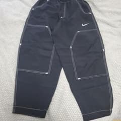 NIKE　パンツのサムネイル