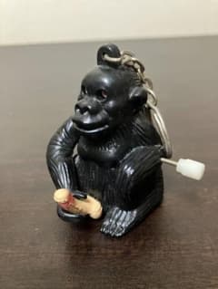 ゴリラ ゼンマイ式 キーホルダーのサムネイル