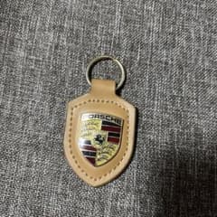 Porsche レザーキーホルダー エンブレム付きのサムネイル