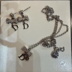 Christian Dior リボン ネックレス ピアス セットのサムネイル
