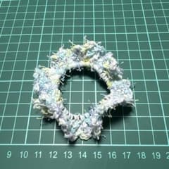 フリルシュシュ 淡い青と紫色のサムネイル