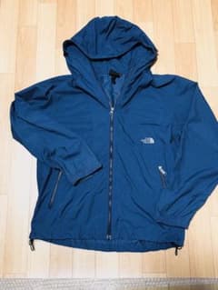 THE NORTH FACE（ノースフェイス） ナイロンジャケットのサムネイル
