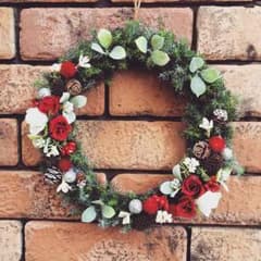 ★Minaｋo様専用    ★クリスマスリース  ヒロムスギ＆薔薇のサムネイル