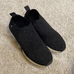 スニーカーのサムネイル