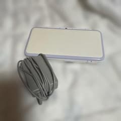 ニンテンドー3DS ホワイト 本体 充電器付きのサムネイル