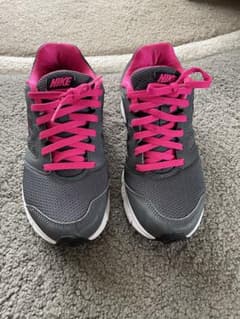NIKE 22.5シューズのサムネイル