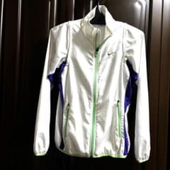 NIKE レディース　アウター　Sサイズのサムネイル