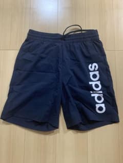 【値引き〜12/10】 adidas ハーフパンツのサムネイル