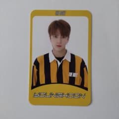 THE BOYZ YOUNGHOON トレカのサムネイル