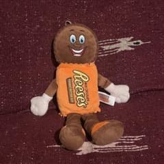 Reese's peanut butter cup キャラクタードールのサムネイル