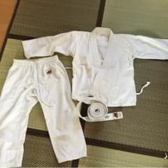 空手着  低学年用のサムネイル