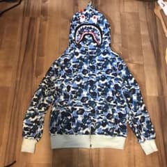 a bathing ape bape  シャークパーカー 水色のサムネイル