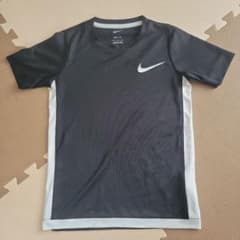 NIKE Dri-FIT 半袖Tシャツ ブラックのサムネイル