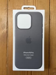 Apple iPhone 16 Pro 純正シリコンケース ストーングレーのサムネイル