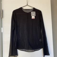 ユニクロ＊シアークルーネックTシャツ＊Lのサムネイル