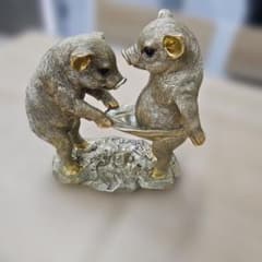 KARE　ブロンズ調 子豚の置物 ユーモラスなデザイン KARE ブロンズ調 子豚の置物 ユーモラスなデザイン - メルカリ