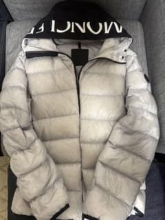 たか　MONCLER モンクレール ライトダウンジャケット 2 美品 QR たか様専用 MONCLER モンクレール ライトダウンジャケット 2 美品 QR