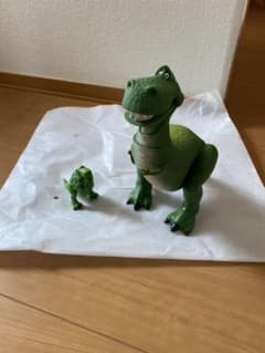 トイストーリー　おしゃべりレックス おまけ付のサムネイル