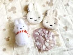 ミッフィー ゆきだるま シュシュ ポーチのサムネイル