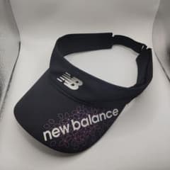 ◆2240 ニューバランス　ブラック　サンバイザー　アジャスタ