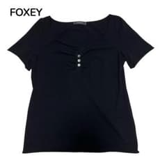 美品☆FOXEY 半袖Tシャツ 黒 42 - メルカリ