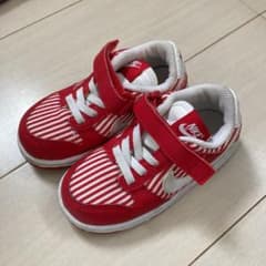 ⭐️美品⭐️NIKE ナイキ キッズスニーカー　13cmのサムネイル