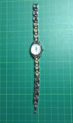【ジャンク・不動品】VexceL レディース腕時計 ストーン装飾のサムネイル