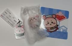 ちいかわ 古本屋 3点セット（コースター、松屋キーホルダー、ならぶんです3のサムネイル