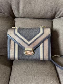 MICHAEL KORS ショルダーバッグのサムネイル