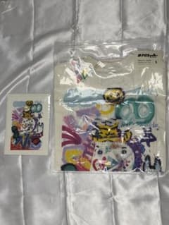 SEVENTEEN D’FESTA Tシャツ S ポストカード付きのサムネイル