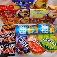 n*3様 【激安】79点！20000円相当 お菓子詰め合わせ アミューズメント景 お菓子 詰め合わせ ⑬ アミューズメント景品 - メルカリ