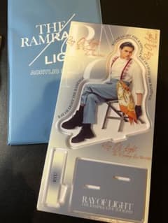 アクスタ 龍 RAY OF LIGHTのサムネイル