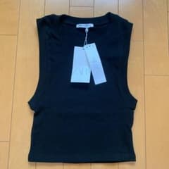 ZARAのタンクトップのサムネイル