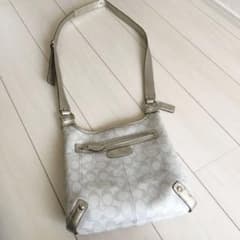 COACH ショルダーバッグのサムネイル