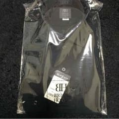 新品・タグ付き・未開封 黒シャツのサムネイル