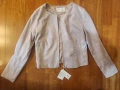 新品　ベージュ ノーカラージャケットのサムネイル