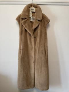 『未使用』『HERNO 』ヘルノ　フェイクファー ロングジレ GC000458Dのサムネイル