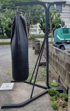 東京都江戸川区引き取り限定 サンドバッグ スタンド付き セット - メルカリ