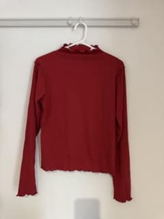 nemne 赤 レッド　ハイネック　メロウ　フリル付き　長袖　トップスのサムネイル