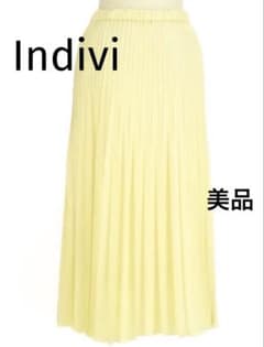 美品INDIVI プリーツスカート　イエロー ウエストゴム レディースのサムネイル