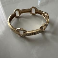 GUESS ゴールド チェーンリンク ブレスレットのサムネイル