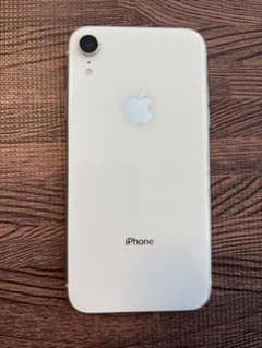iPhoneXR 64GB ホワイト - メルカリ