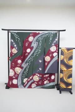 振袖 帯セット】【美品 未仕立て】振袖 帯セット 深緑 臙脂 金彩 華文 