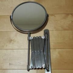 IKEA　アーム鏡　伸び縮み　お値下げです。のサムネイル