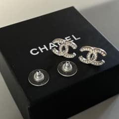 正規品✨シャネル ラインストーン 両耳 ピアス キラキラ ココマーク 箱