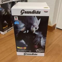 グランディスタ　ロゼ　フィギュアのサムネイル