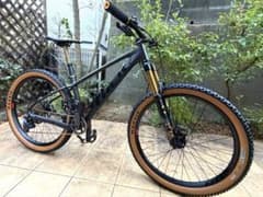 TREK MARLIN8 Gen3 27.5インチ/カスタム仕様（本体美品！）のサムネイル
