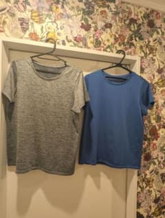 ユニクロ メッシュ Tシャツ M  2枚セットのサムネイル